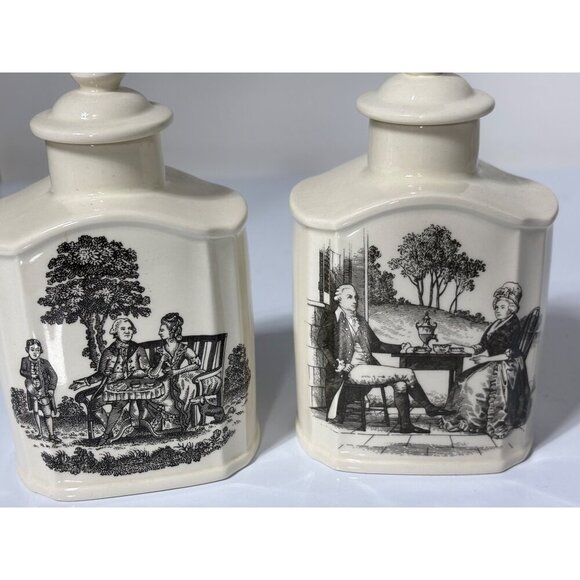 Vtg Wedgwood Collectors‎ Society 2 Pc Flask Shape Tea Caddy - Picture 1 of 8